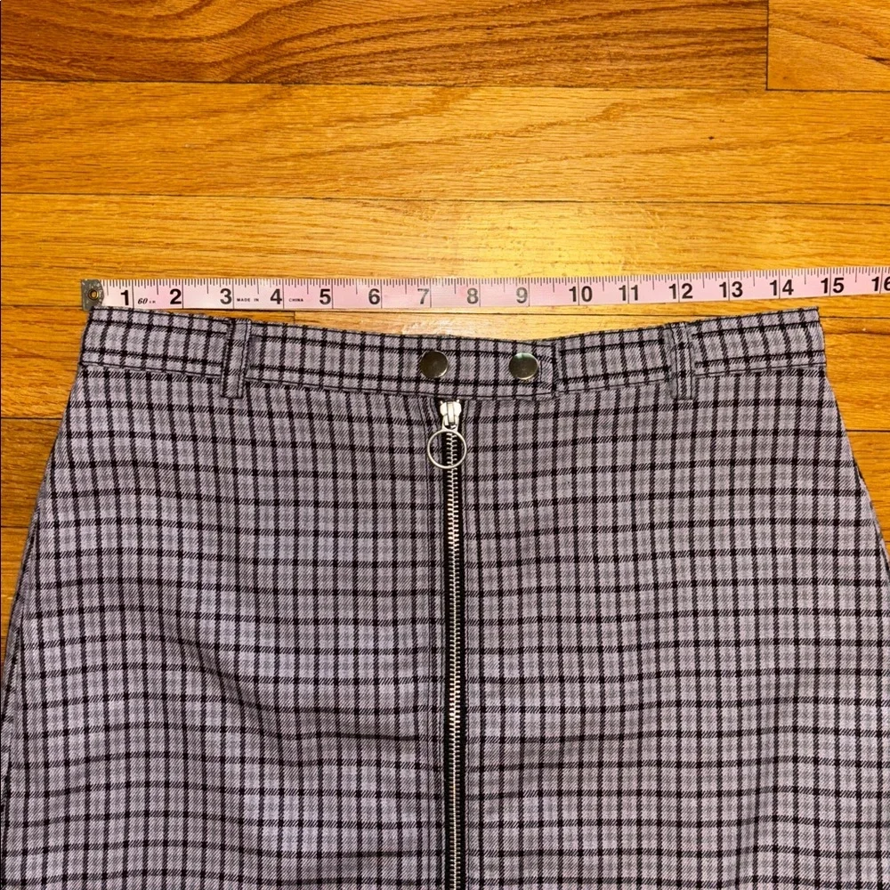 Wild Fable Checkered Mini Skirt Front Zip EUC Small